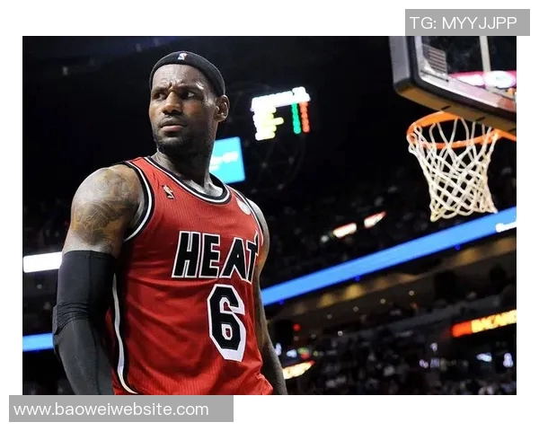 余华谈詹姆斯:从小皇帝加盟骑士起我便成为他的忠实粉丝 余华谈詹姆斯:从小皇帝加盟骑士起我便成为他的忠实粉丝