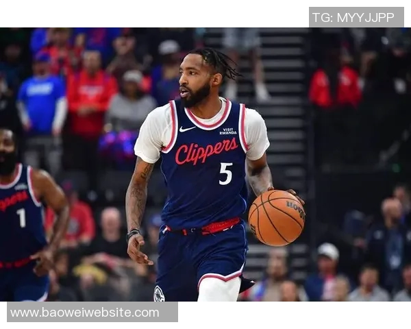 小琼斯专注比赛表现不在乎裁判判罚全力以赴追求胜利 小琼斯专注比赛表现不在乎裁判判罚全力以赴追求胜利